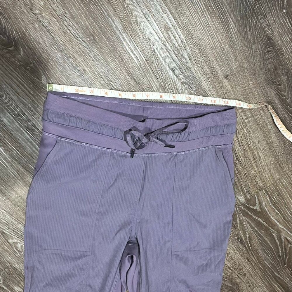 Lululemon dance studio purple cropped jogger pants 6 - Picture 7 of 11